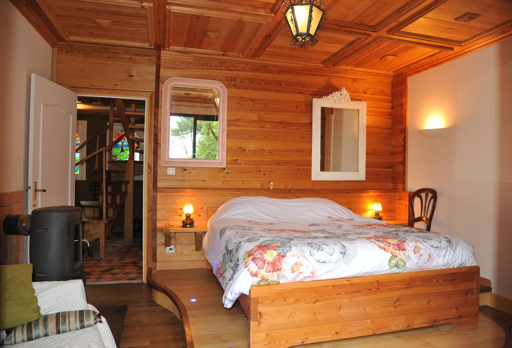 Les Fous De Bassans Bed & Breakfast Poullan-sur-Mer Ruang foto