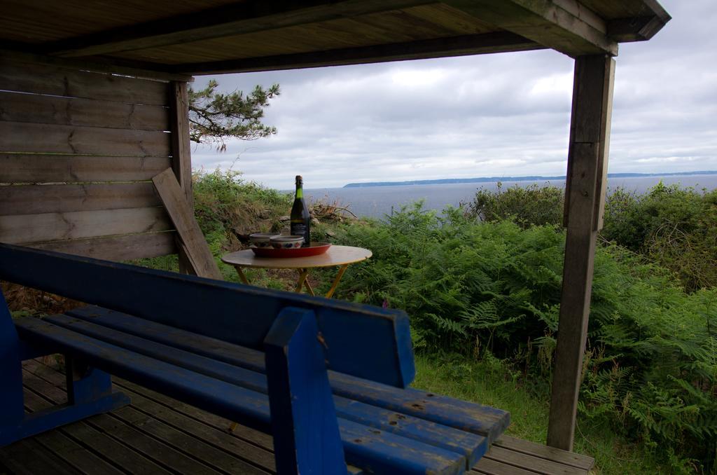 Les Fous De Bassans Bed & Breakfast Poullan-sur-Mer Bagian luar foto