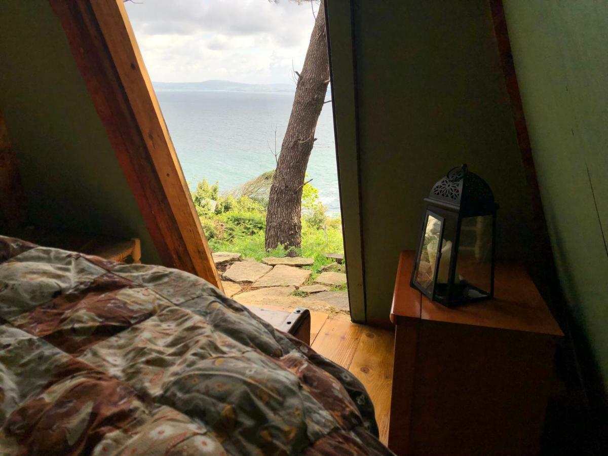 Les Fous De Bassans Bed & Breakfast Poullan-sur-Mer Bagian luar foto